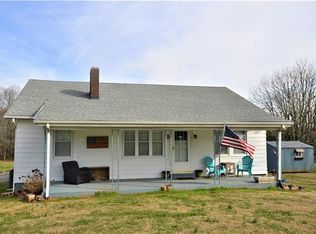 4062 S Nc Hwy 127 Hwy, Hickory, NC 28602