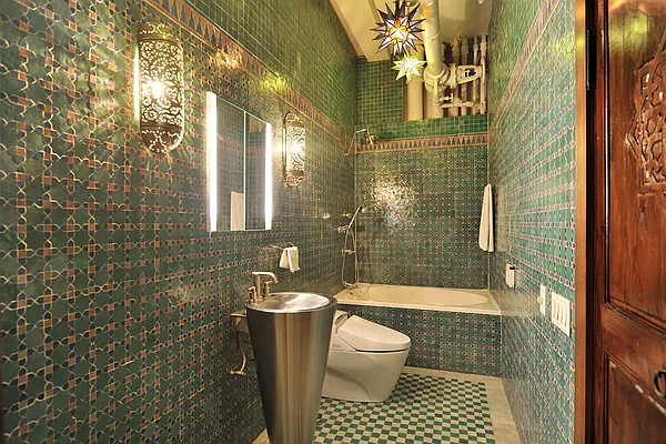 Sold by Corcoran | media 6