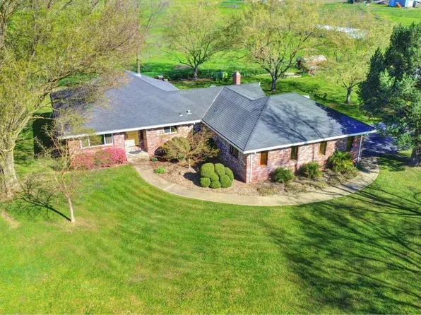 9484 Dillard Rd, Wilton, CA 95693
