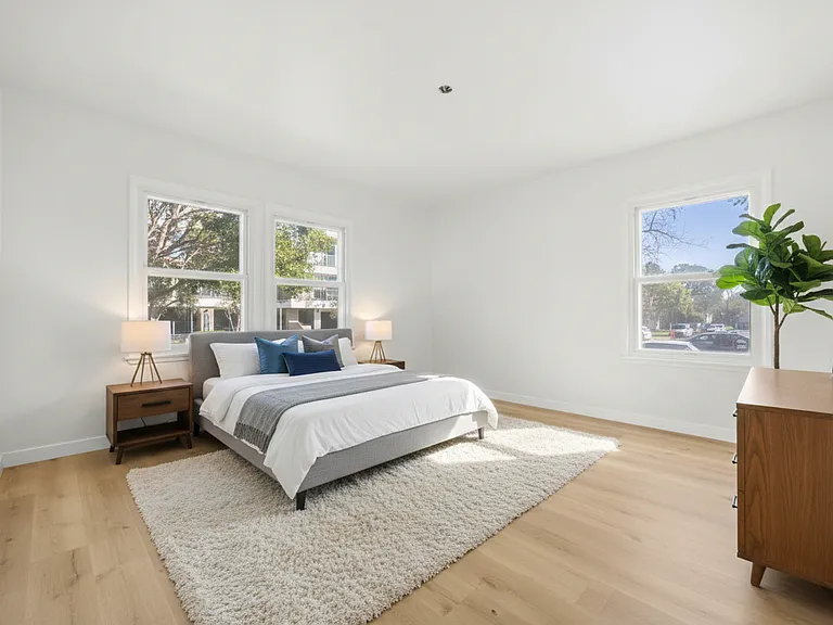 8738 Belford Ave #8738 — Photo 6