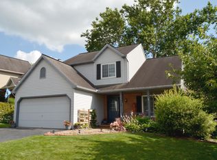 113 Brickyard Cir, Ephrata, PA 17522