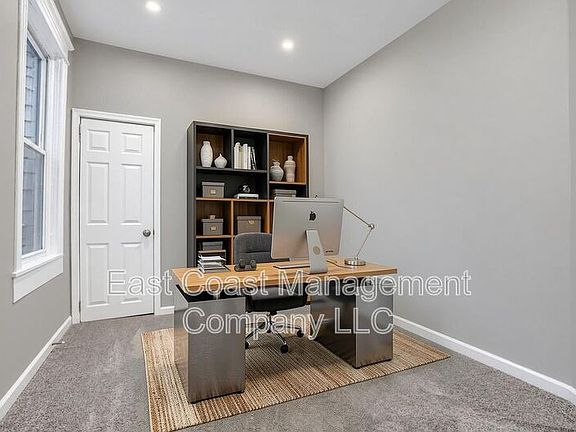 3rd image of 2200 N Rosedale St