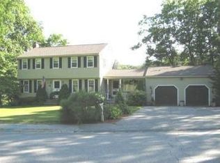 34 Trout Brook Rd, Dracut, MA 01826