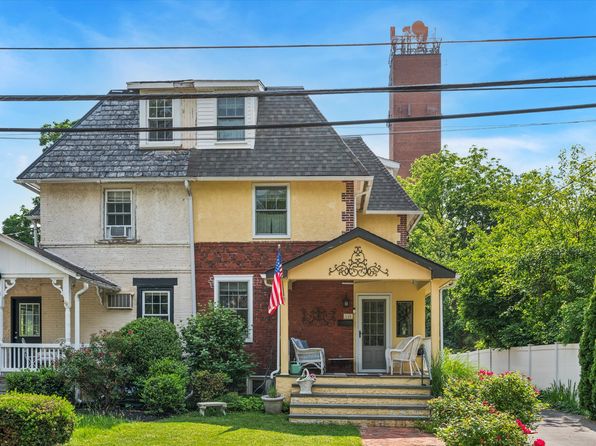 119 Francis Ave