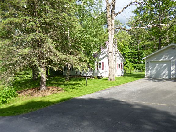 3rd image of 9 Kennedy Dr