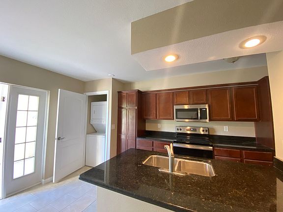 3rd image of 421-425 Menendez St #421-01