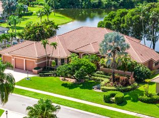10618 Stonebridge Blvd, Boca Raton, FL 33498
