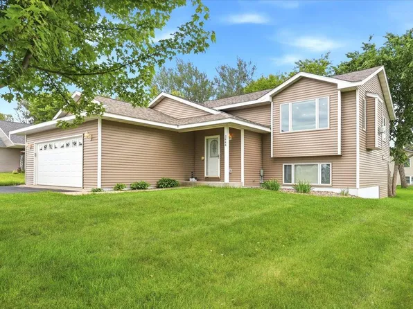 1444 Lokhorst St, Baldwin, WI 54002