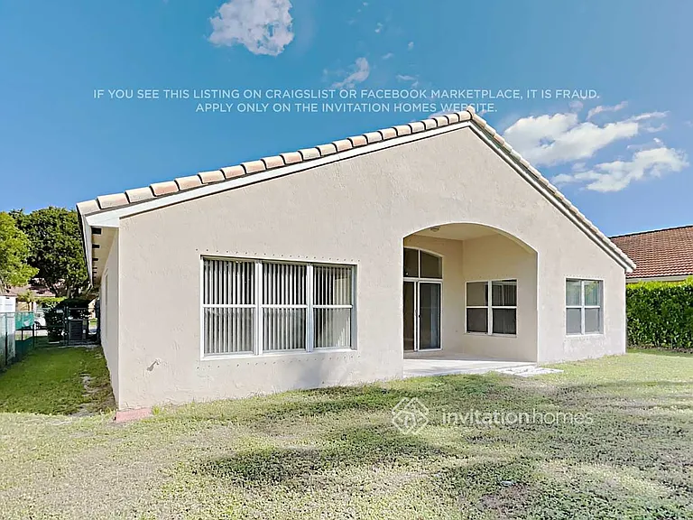 16200 SW 2nd Dr — Photo 23