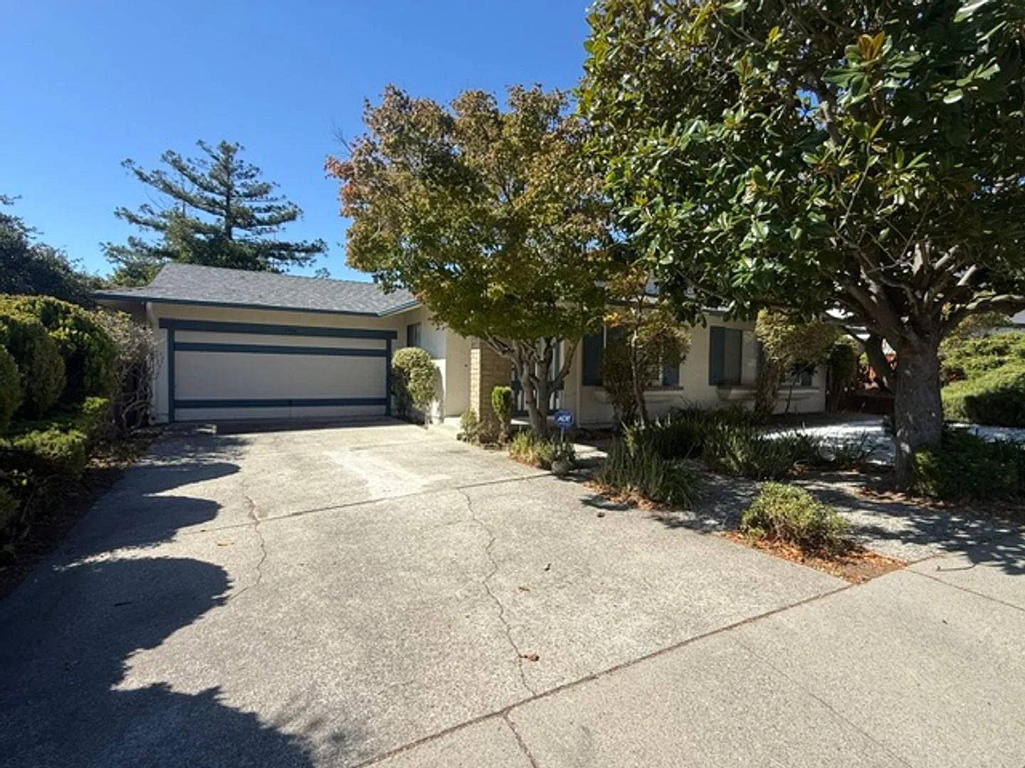 3-Bedroom Pinole Home in Quiet Neighborhood with Valley Views — Photo 2