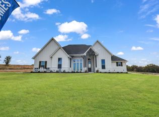 2000 Hilltop Cv, Springtown, TX 76082