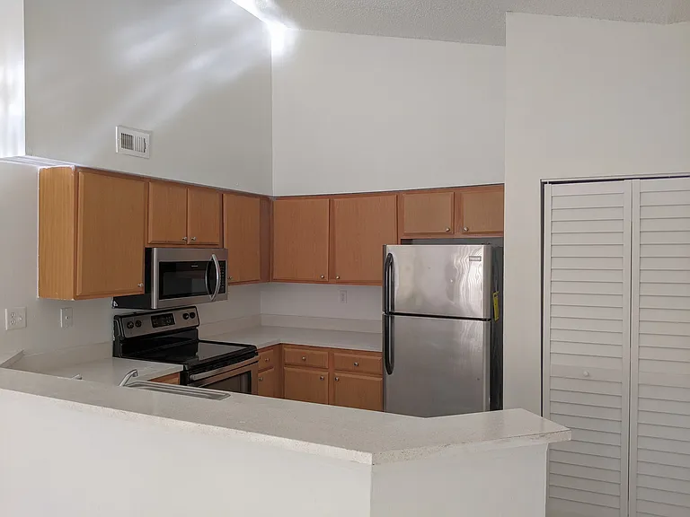 2445 SW 18th Ter #1105 — Photo 21