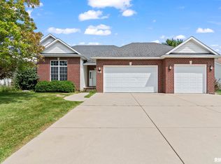 308 Maggie Dr, Springfield, IL 62711