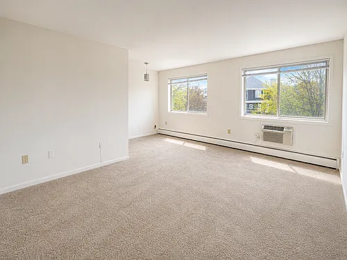 Floor plan 212