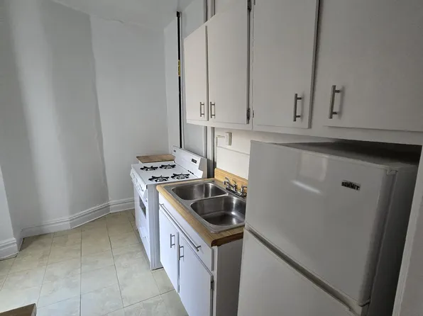 33 Bank Street image 3 of 10