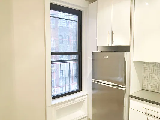 Rented by Jeffrey Mosczyc, LREB | media 16