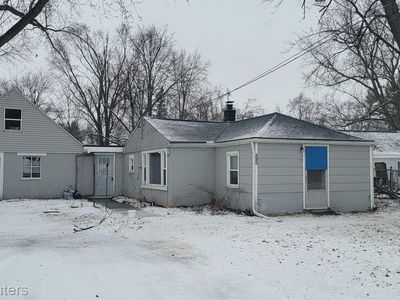 230 Center Ct, Napoleon, MI, 49261