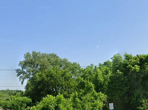 938 Roman St, Clarksville, TN 37040