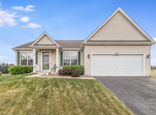 801 Frieder Ct, Aurora, IL 60504