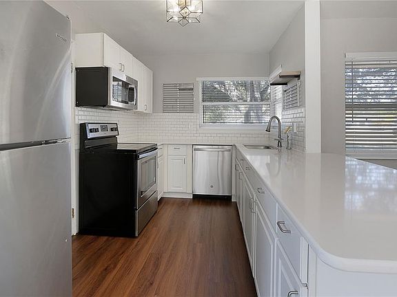 5th image of 5202 Lake Howell Rd