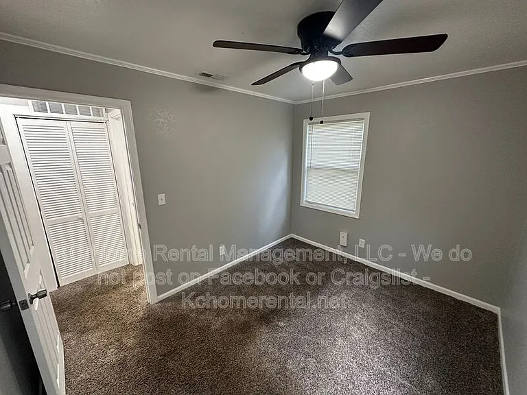 8025 Park Ave — Photo 19