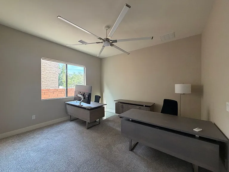 66 Pristine Glen St — Photo 15