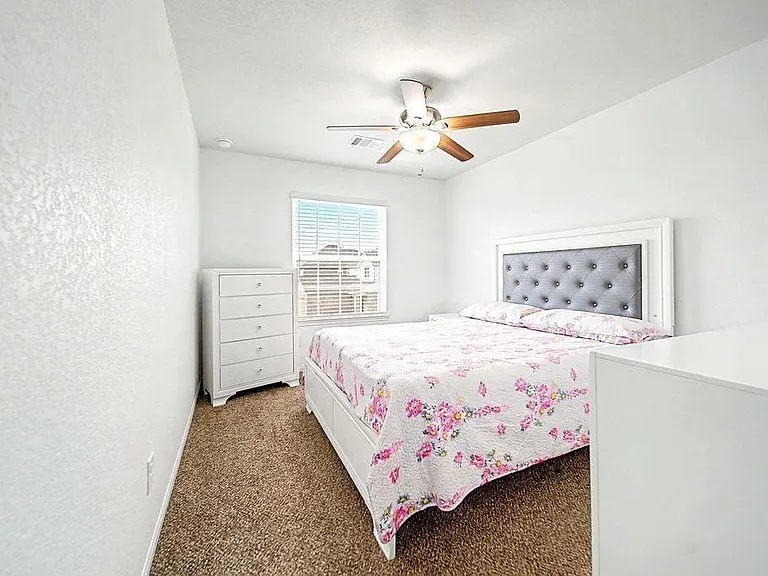 5742 Adelaide River Dr — Photo 12