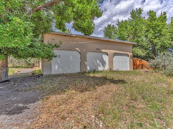 2nd image of 5837 Lake Beckwith Dr