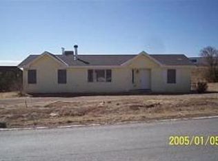 2 McCall Rd, Edgewood, NM 87015