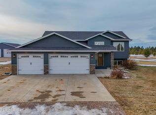 4111 111j Ave SW, Dickinson, ND 58601