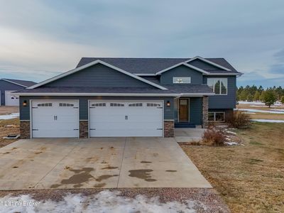 4111 111j Ave SW, Dickinson, ND, 58601