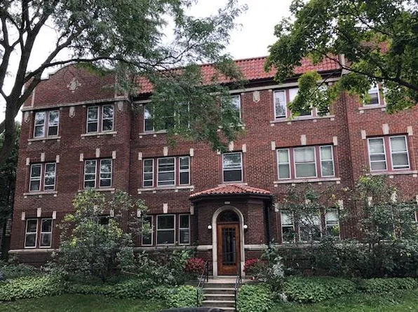 2443 N Cramer St APT 21, Milwaukee, WI 53211