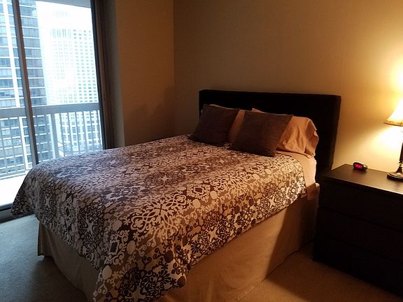 5th image of 222 N Columbus Dr APT 1707