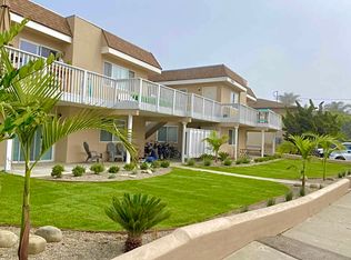 6570 Del Playa Dr APT 3, Goleta, CA 93117
