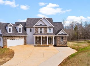 7 S Reid Rd, Landrum, SC 29356