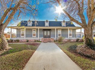 215 Saint Peter St, Raceland, LA 70394