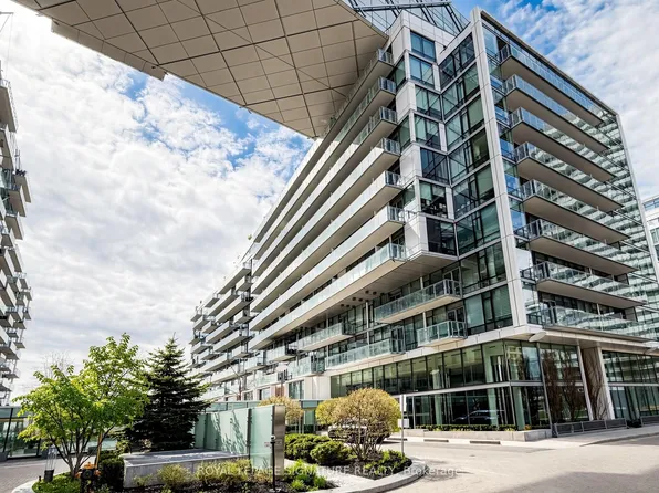 39 Queens Quay E #830, Toronto, ON M5E 0A5