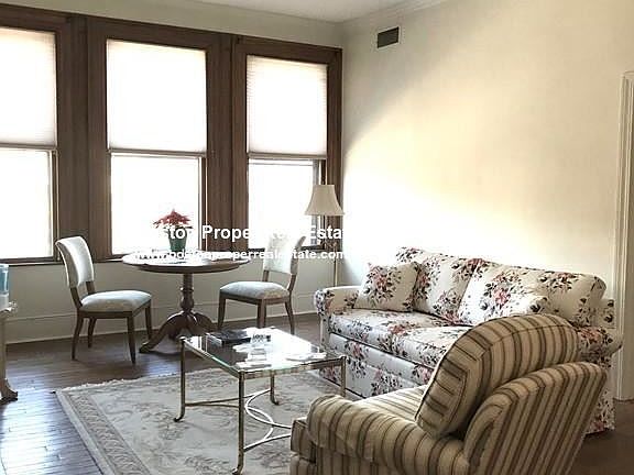 280 Commonwealth #307 Boston - Back Bay Unit Photo 1 (1)