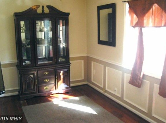 4th image of 136 N Cottage Rd