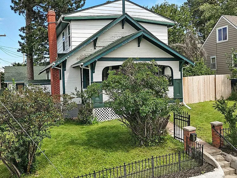 212 May St — Photo 3