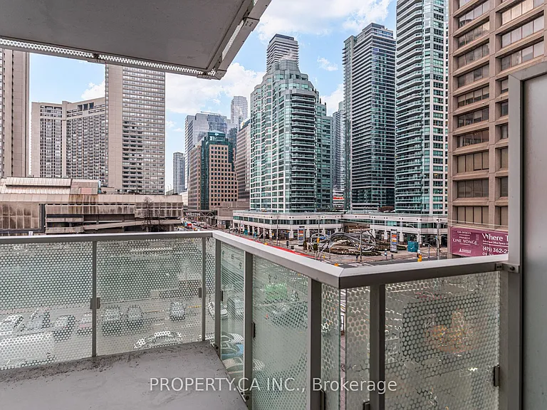 15 Queens Quay E #419 — Photo 12