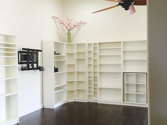 3rd image of 3568 Hollisten Cir
