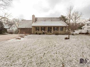 4273 Smith Rd, Lambertville, MI 48144