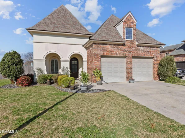 101 Cane Creek Dr, Broussard, LA 70518