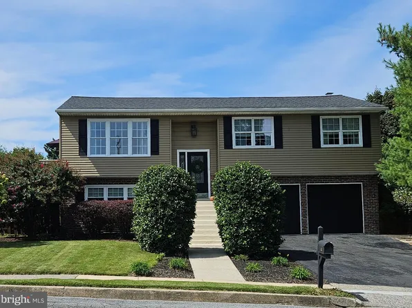 106 Hoch Ave, Topton, PA 19562