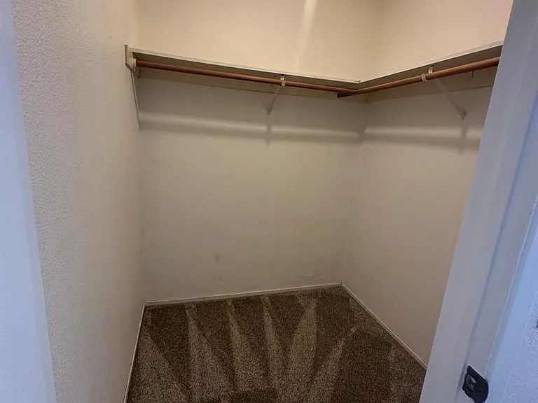 923 Greenfield Ave — Photo 28