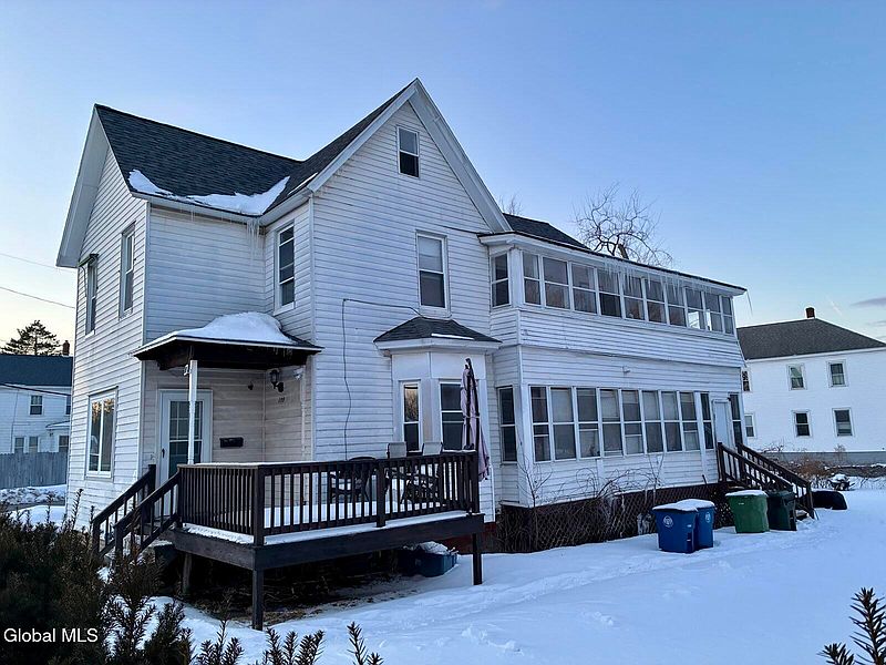 2nd image of 199 Vliet Boulevard