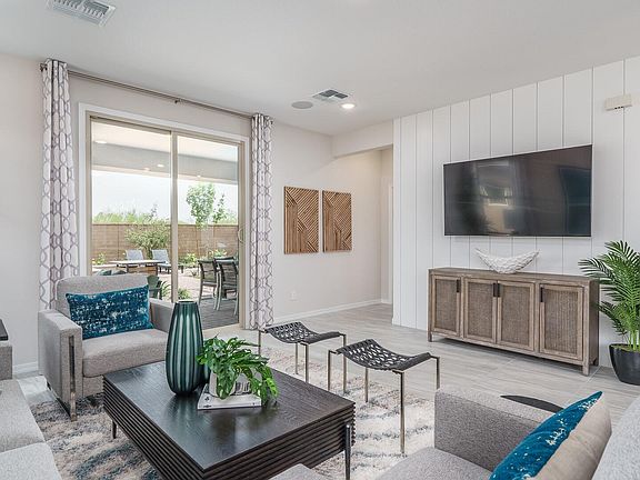 5th image of 20961 W PASADENA Avenue