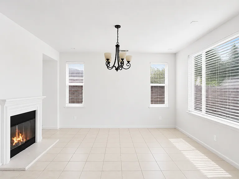 3648 Fallview Ave — Photo 5