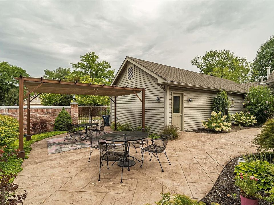 14417 Valley Meadow Ct W Chesterfield, MO Zillow